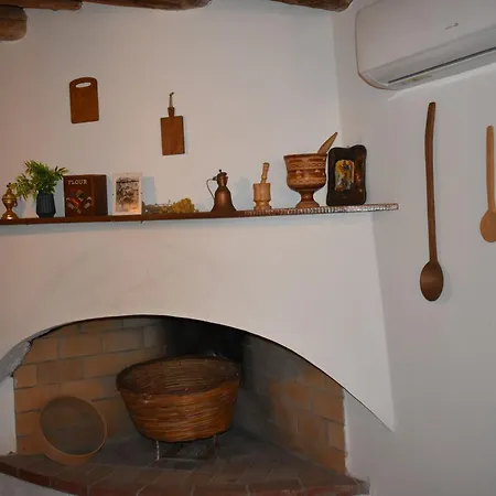 Vilă Lithos House *