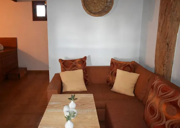 Lithos House * Μονόλιθος