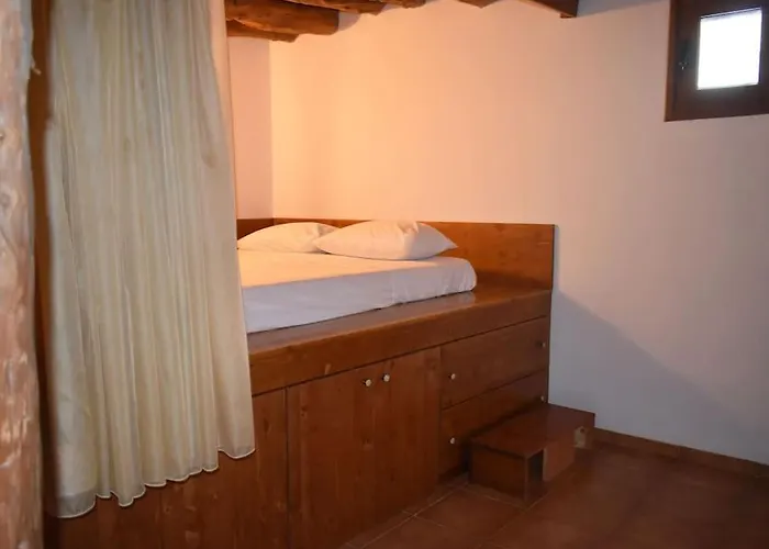 Βίλα Lithos House Μονόλιθος