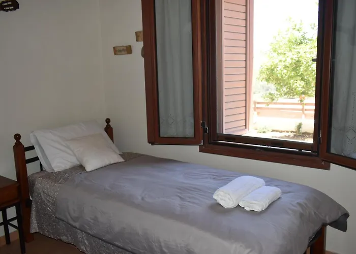 Βίλα Lithos House