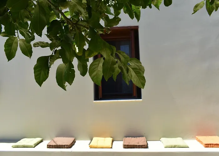 Lithos House Μονόλιθος