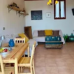 Βίλα Lithos House