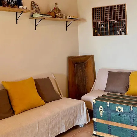 Lithos House Vilă *