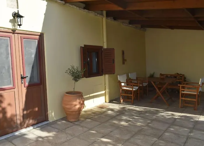 Villa Lithos House Monólithosz