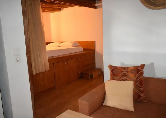 Lithos House Monólithosz