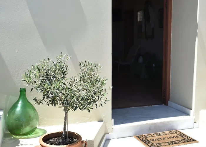 Villa Lithos House *